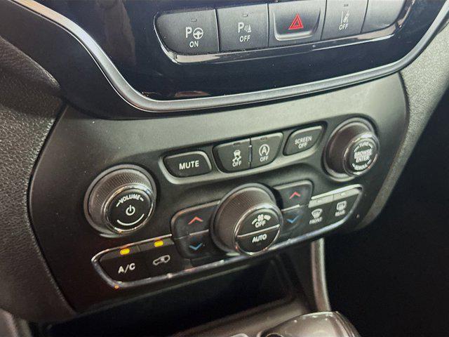 used 2019 Jeep Cherokee car, priced at $13,999
