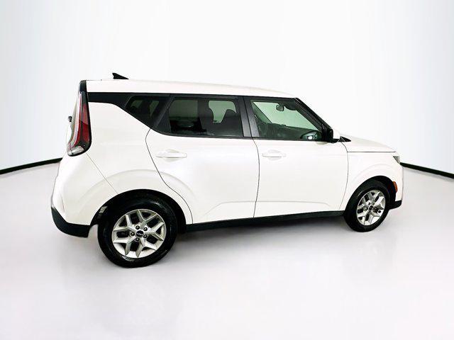 used 2023 Kia Soul car, priced at $14,487