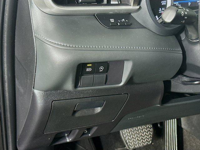 used 2023 Toyota Highlander car, priced at $32,497