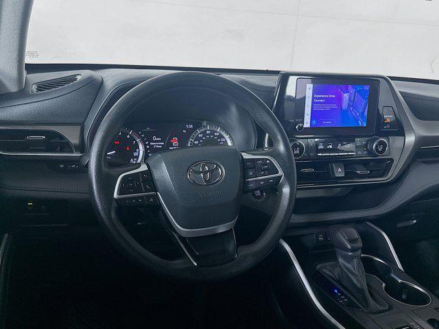used 2023 Toyota Highlander car, priced at $32,497