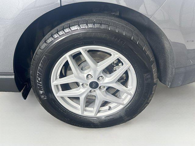 used 2024 Ford Edge car, priced at $21,697