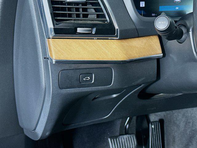 used 2023 Volvo XC90 car, priced at $34,797