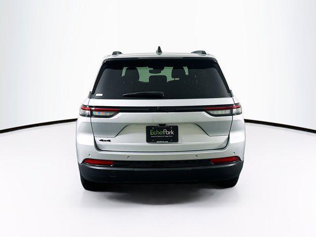 used 2024 Jeep Grand Cherokee car, priced at $28,597