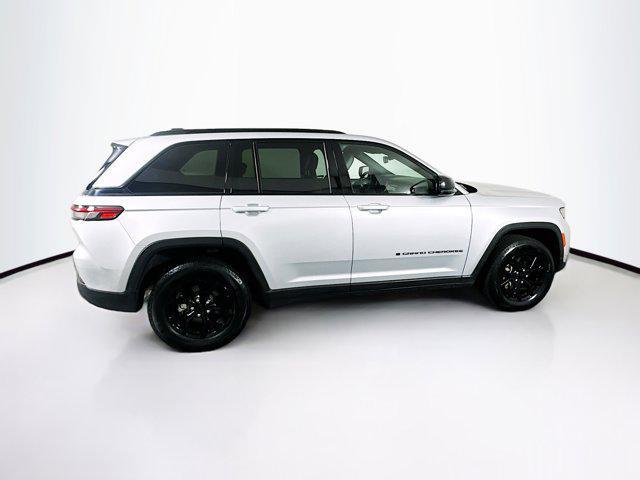 used 2024 Jeep Grand Cherokee car, priced at $28,597