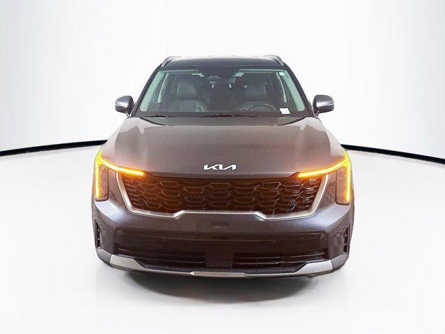 used 2024 Kia Sorento car, priced at $28,497