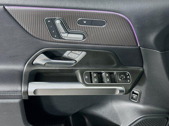 used 2021 Mercedes-Benz GLB 250 car, priced at $28,997