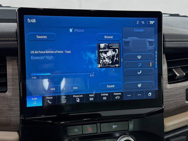 used 2024 Ford Expedition car, priced at $46,997