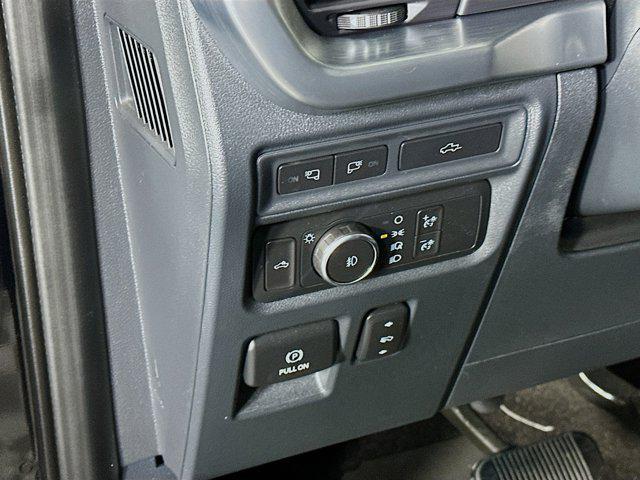 used 2021 Ford F-150 car, priced at $38,987