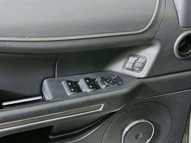 used 2024 Ford Expedition car, priced at $36,996