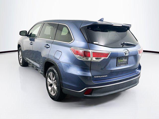 used 2015 Toyota Highlander car, priced at $14,399