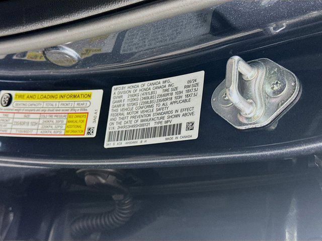 used 2025 Honda CR-V car, priced at $29,197
