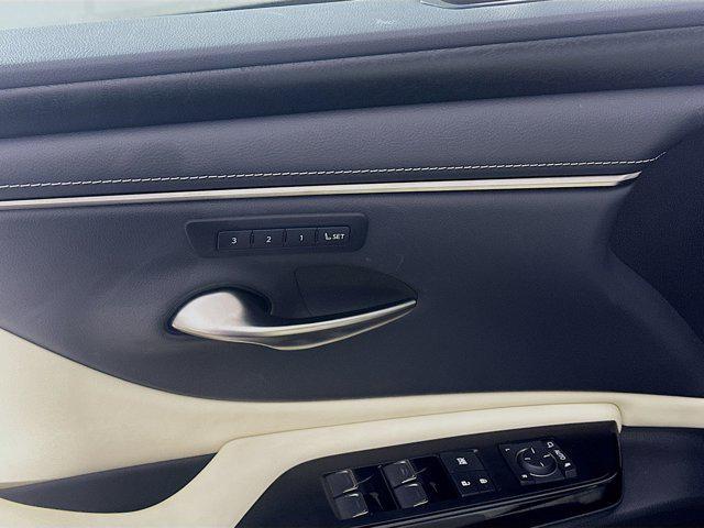 used 2022 Lexus ES 350 car, priced at $36,987