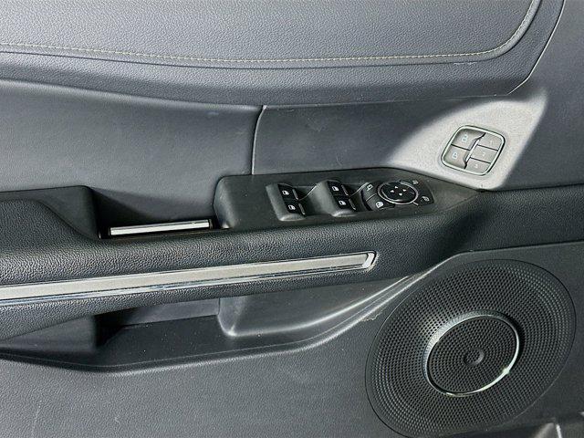 used 2024 Ford Expedition car, priced at $45,987