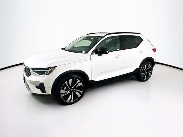 used 2025 Volvo XC40 car, priced at $28,987