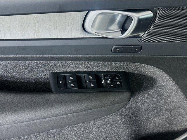 used 2025 Volvo XC40 car, priced at $28,987