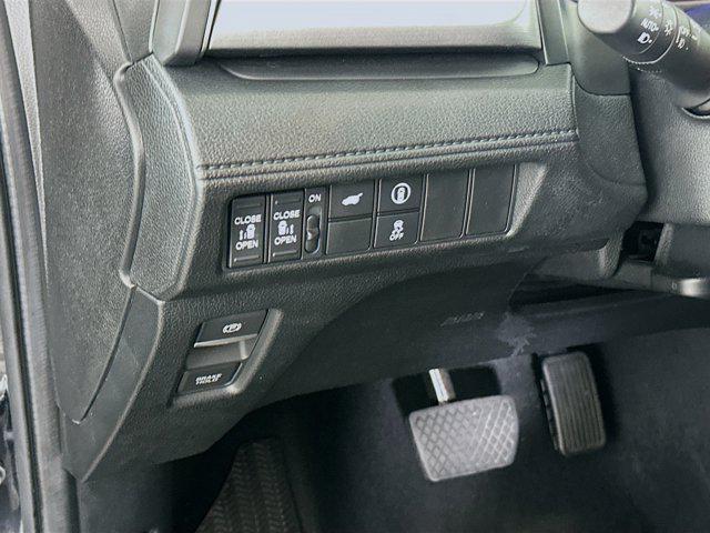 used 2024 Honda Odyssey car, priced at $34,297