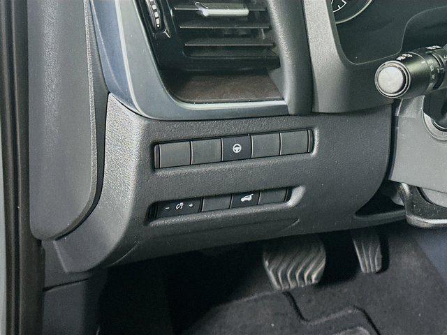 used 2021 Nissan Rogue car, priced at $21,997