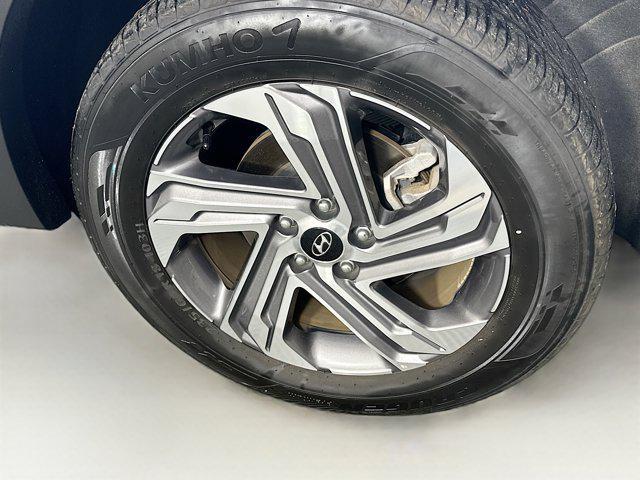 used 2023 Hyundai Santa Fe car, priced at $21,997