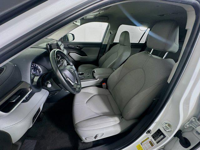 used 2023 Toyota Highlander car, priced at $29,997