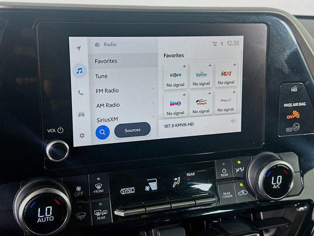 used 2023 Toyota Highlander car, priced at $29,997