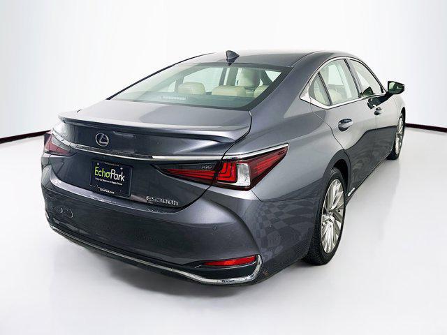 used 2021 Lexus ES 300h car, priced at $34,889