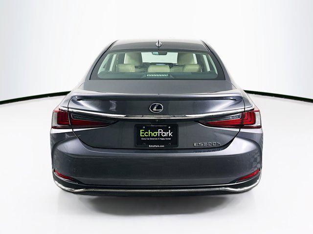 used 2021 Lexus ES 300h car, priced at $34,889