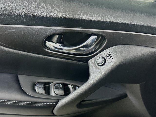 used 2018 Nissan Rogue car, priced at $7,596