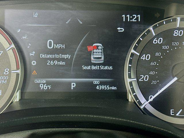 used 2023 Toyota Highlander car, priced at $29,997