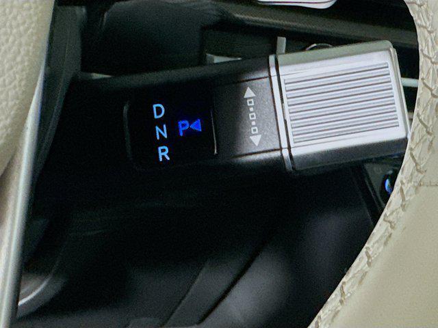 used 2024 Hyundai Santa Fe car, priced at $25,997