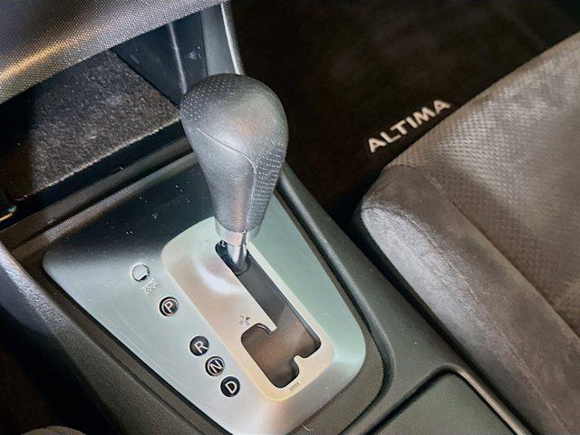 used 2009 Nissan Altima car, priced at $4,887