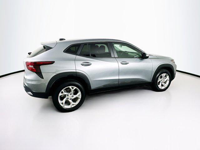 used 2024 Chevrolet Trax car, priced at $17,496
