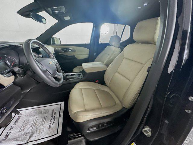 used 2023 Chevrolet Traverse car, priced at $30,589