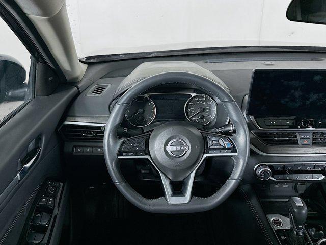 used 2023 Nissan Altima car, priced at $20,889