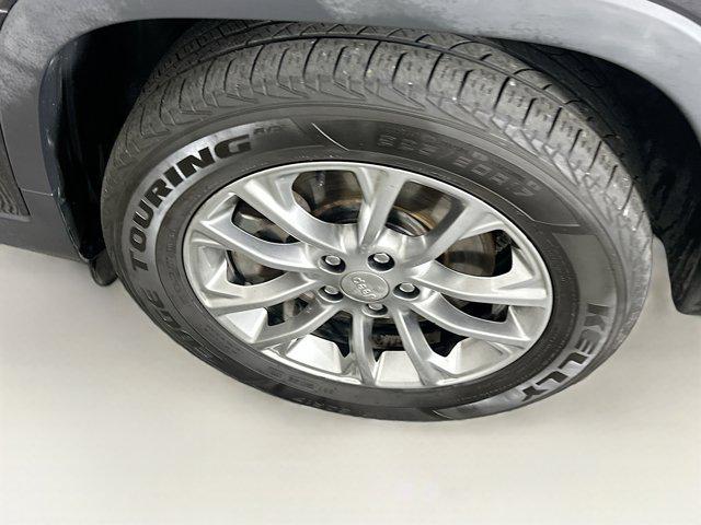 used 2019 Jeep Cherokee car, priced at $8,987