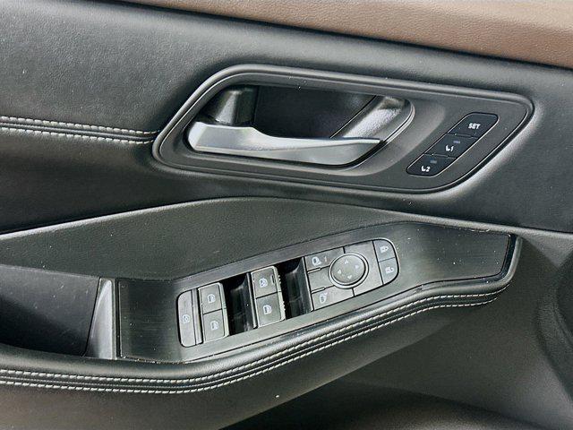 used 2023 Nissan Rogue car, priced at $22,997