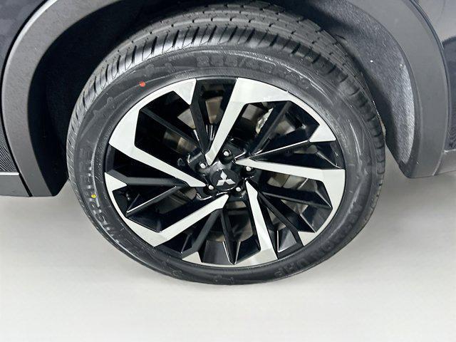 used 2024 Mitsubishi Outlander car, priced at $24,897