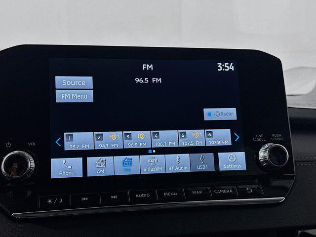 used 2024 Mitsubishi Outlander car, priced at $24,897