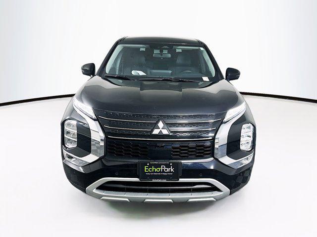 used 2024 Mitsubishi Outlander car, priced at $24,897
