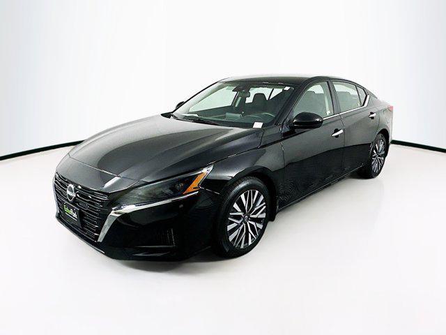 used 2023 Nissan Altima car, priced at $20,989