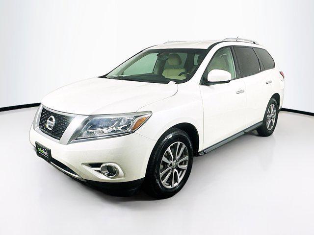 used 2016 Nissan Pathfinder car, priced at $10,399