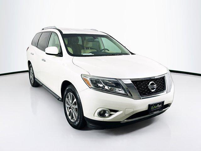 used 2016 Nissan Pathfinder car, priced at $10,399