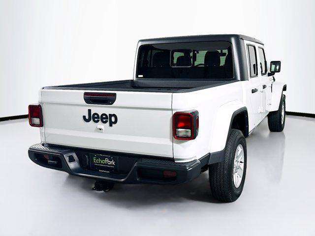 used 2022 Jeep Gladiator car, priced at $31,189