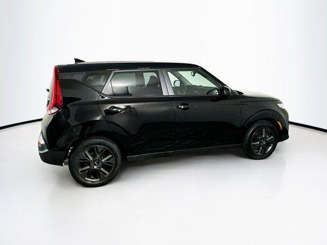 used 2021 Kia Soul car, priced at $16,289