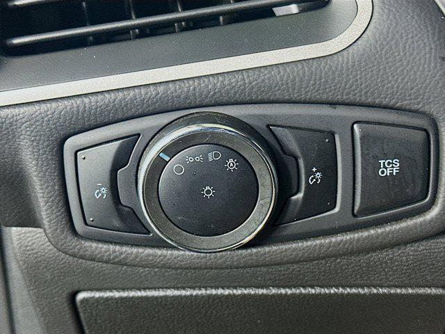 used 2024 Ford Edge car, priced at $20,487