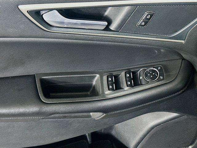 used 2024 Ford Edge car, priced at $20,487