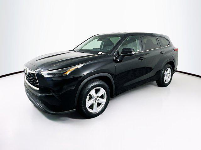 used 2023 Toyota Highlander car, priced at $32,797