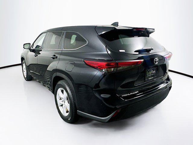 used 2023 Toyota Highlander car, priced at $32,797