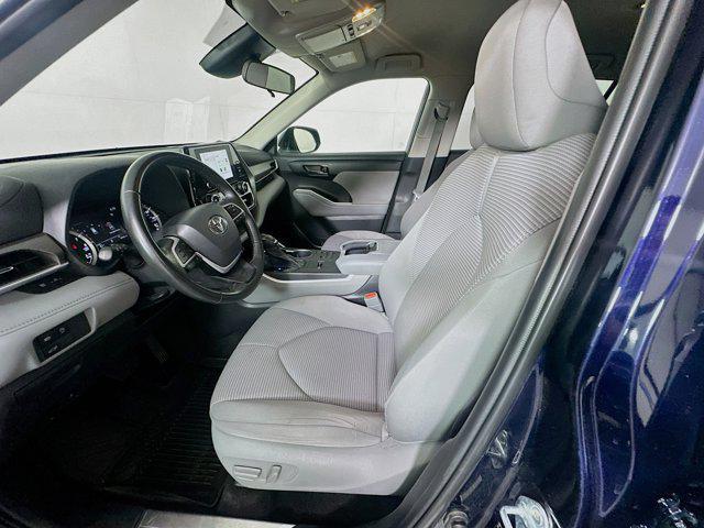 used 2023 Toyota Highlander car, priced at $30,497