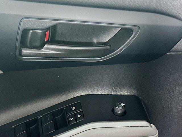 used 2023 Toyota Highlander car, priced at $30,497