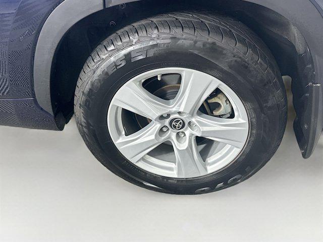 used 2023 Toyota Highlander car, priced at $30,497